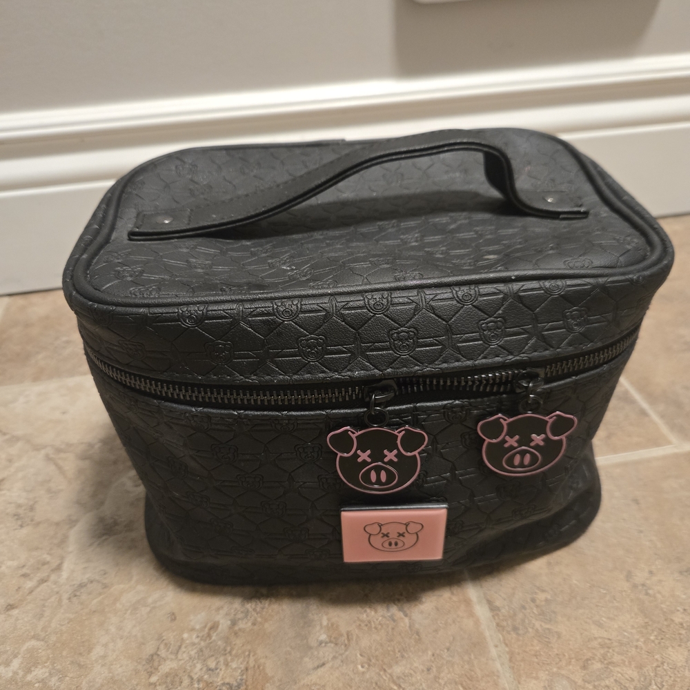 Jeffree Star XShane Dawson Cosmetic Bag, Magnetic Pallett, Phone Light W/charger